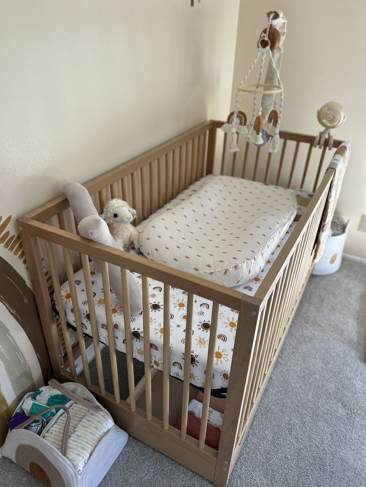 Bassinet vs Crib: Which Should You Choose for Your Baby?
