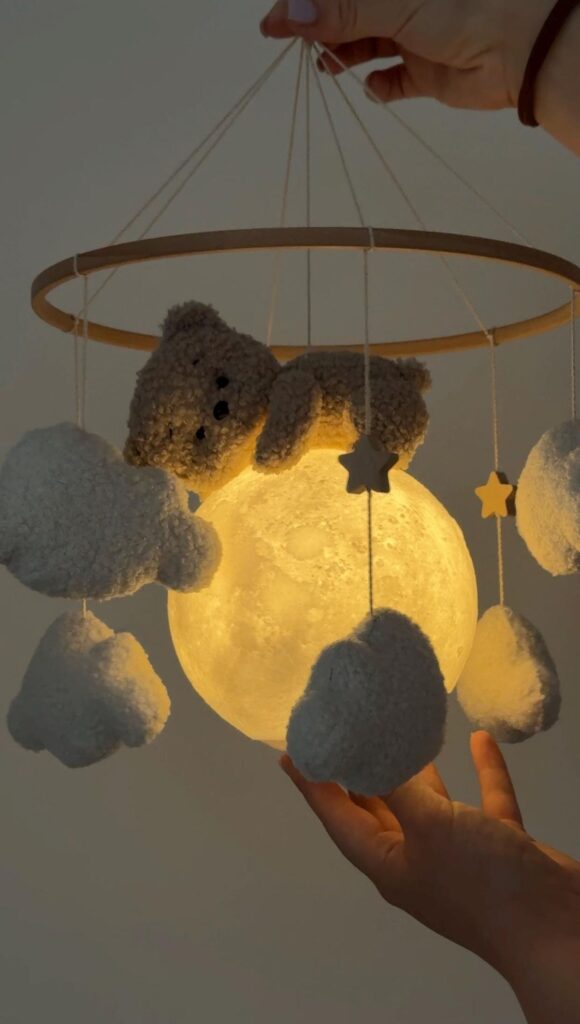 How to Choose the Best Night Light for a Nursery