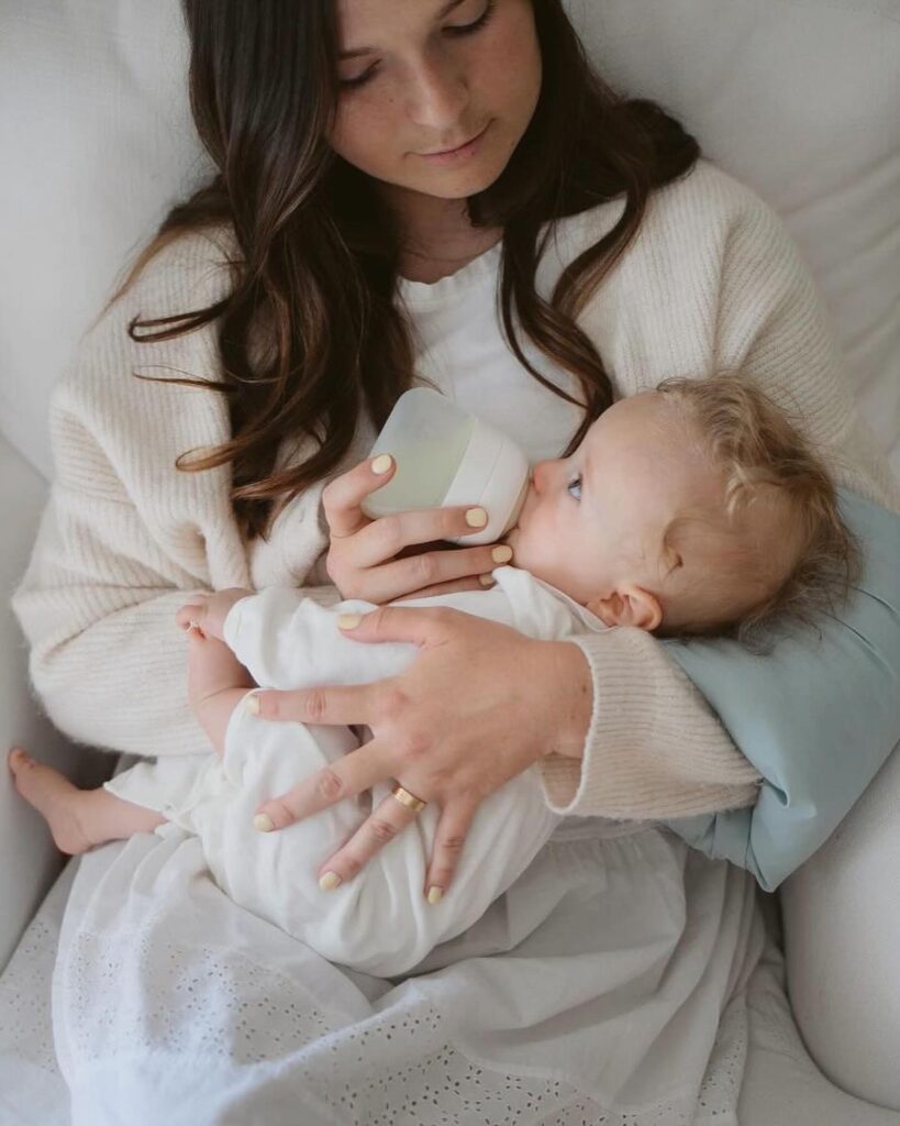  Formula Feeding Guide for New Parents