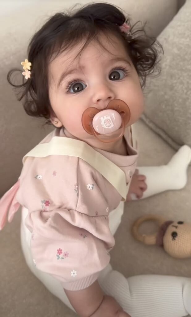  Newborn Milestones: What to Expect in the First Month
