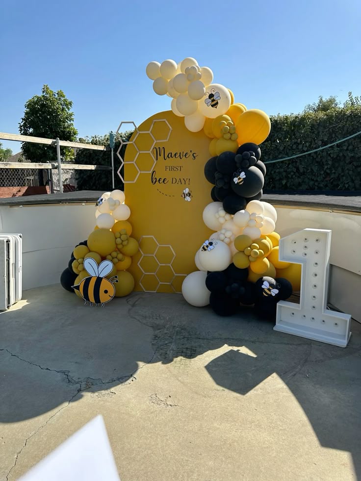 Happy Bee Theme