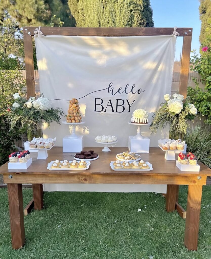 baby reveal decorations