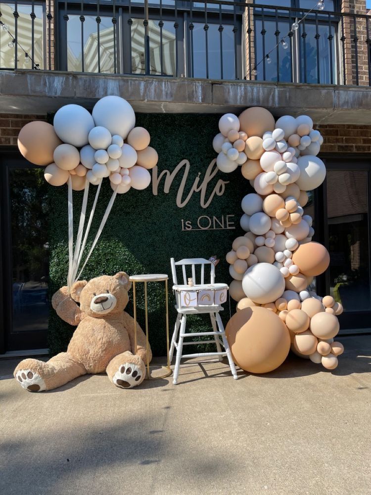 gender-neutral first birthday party ideas