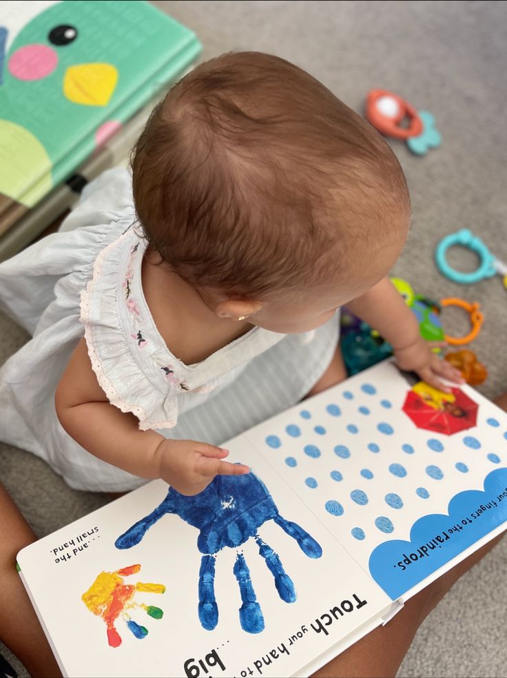 Activities for Sitting Babies that are not stressful 