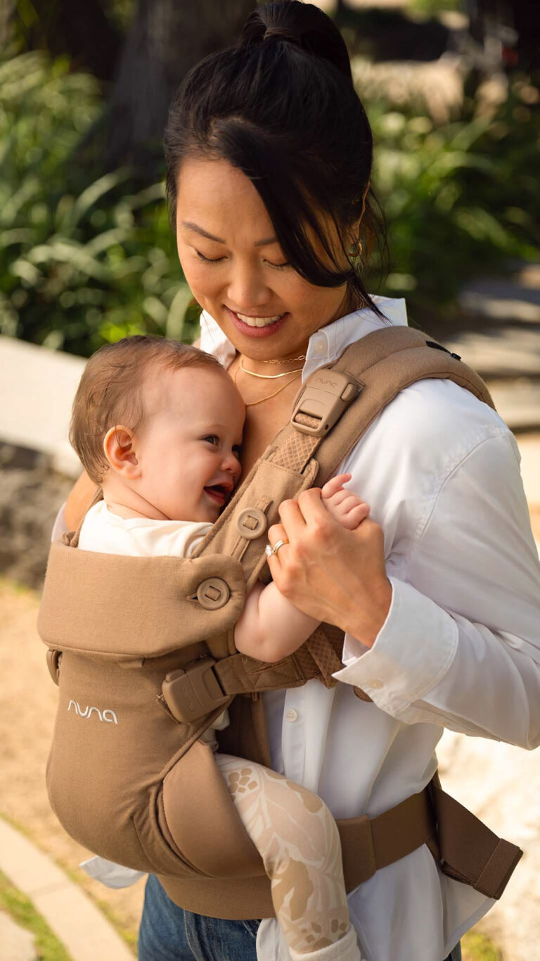 Baby Wrap vs Structured Carrier: Pros and Cons