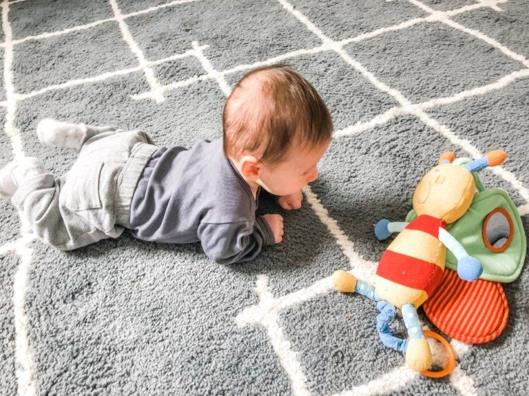 Activities for Crawling Babies That Are Safe
