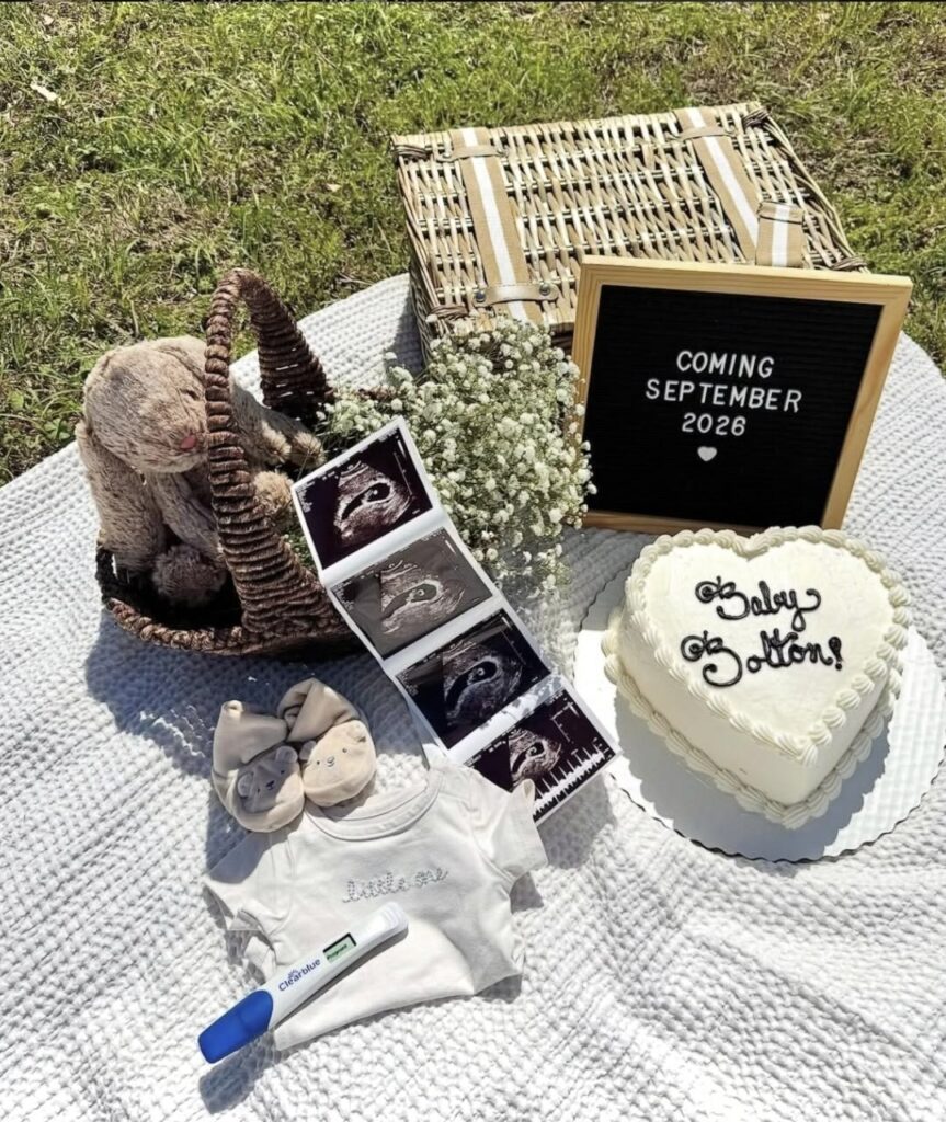 gender reveal decorations